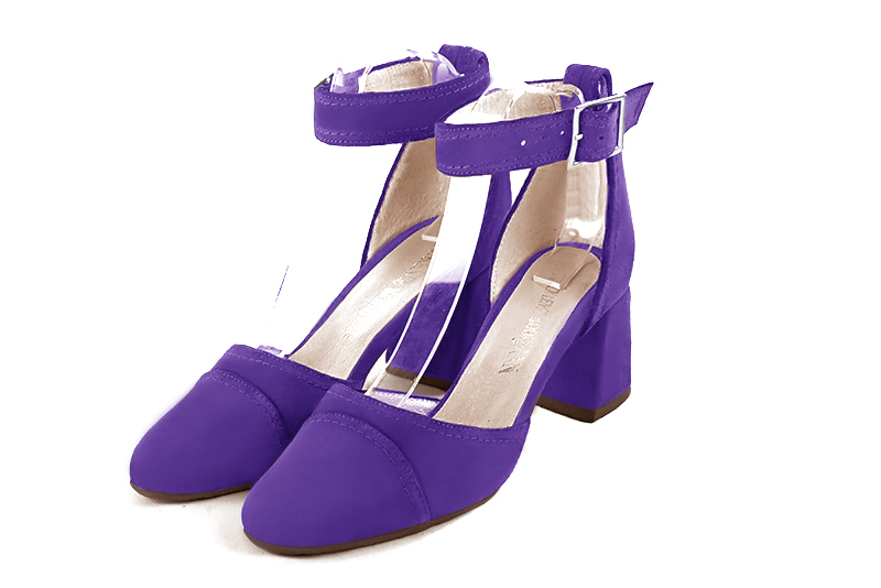 Violet purple women's open side shoes, with a strap around the ankle. Round toe. Medium flare heels. Front view - Florence KOOIJMAN